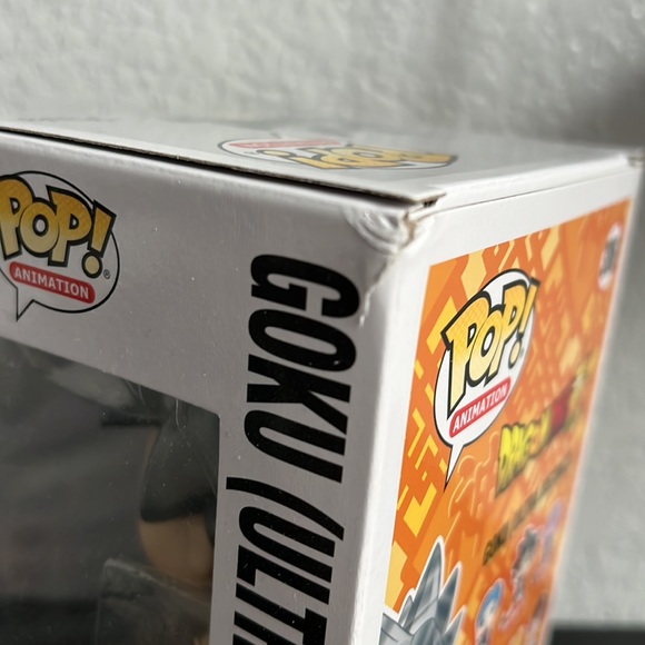 Goku Funko Pop - Picture 7 of 7